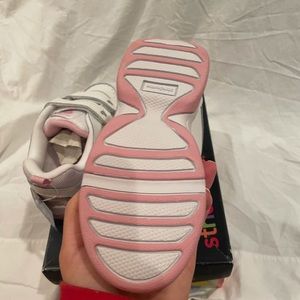 kids light up sneakers